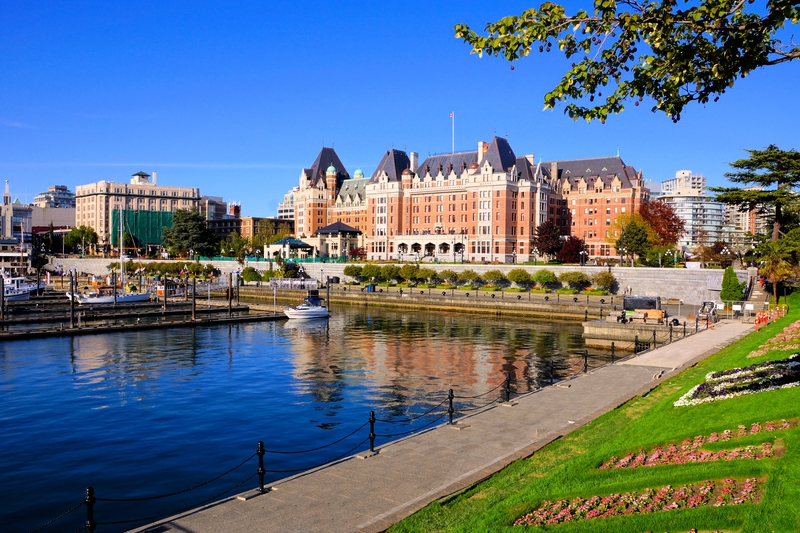 Victoria Harbour and Empress Hotel form a glorious anchor point for your exploration of Vancouver Island