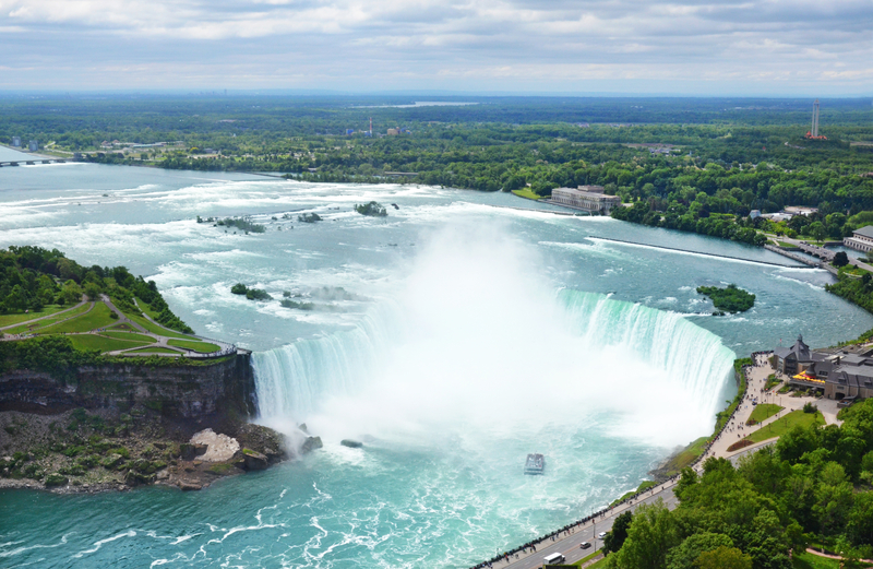 Destination Guide for Ontario - Niagara Falls